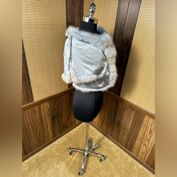 NORMAN AMBROSE 15" DYED SKY BLUE RUSSIAN SABLE FUR BOLERO JACKET COAT MEDIUM - Picture 9 of 16